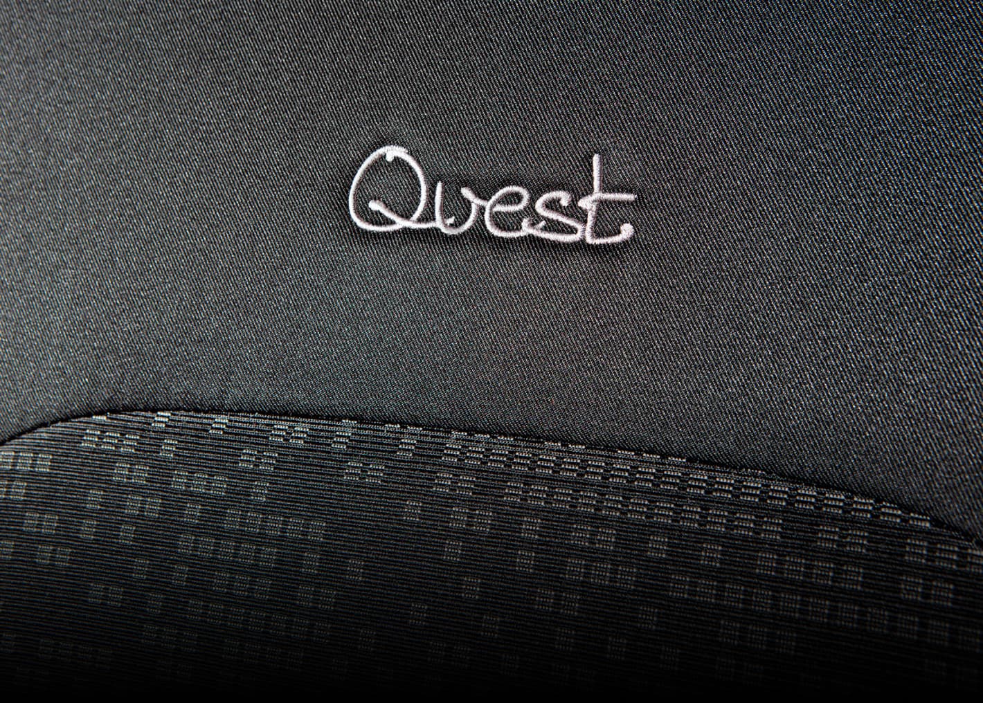 Quest lettering